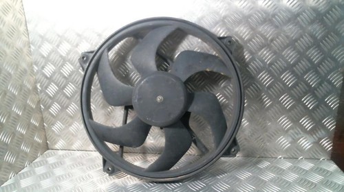 Ventilateur De Radiateur Pour Peugeot 205 Phase 2 - Référence 101154882, Occasion Bon état, Garantie 12 Mois