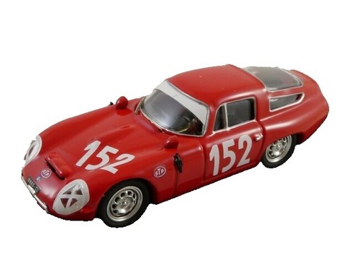 1/43 アルファロメオ ジュリア 1970 レッド 1/43 アルファ ロメオ 〓 ジュリア / 1970 レッド 〓 Alfa Romeo