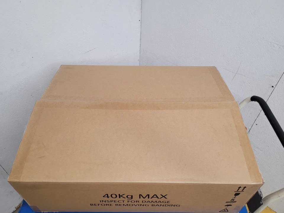 HP SureStor G3 2U12 AC PSU PLATINUM SAS Storage Array SP-3212-E12 3.5" HDD JBOD - Image 3 of 4