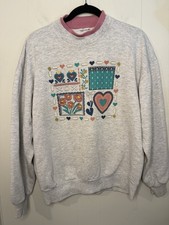 90s Cottagecore Vintage Sweatshirt with Heart and Floral Design, Size S