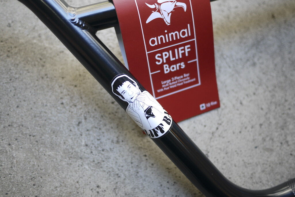 animal SPLIFF Bars 10インチ ブラック ANIMAL BMX SPLIFF HANDLEBAR BLACK 10