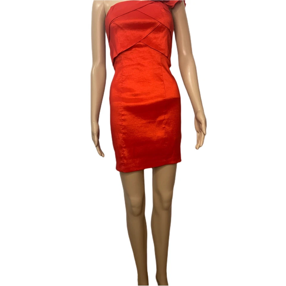 Twentyone Red Short Fitted One Shoulder Cocktail Formal Dress Prom Homecoming Foto 3 de 4