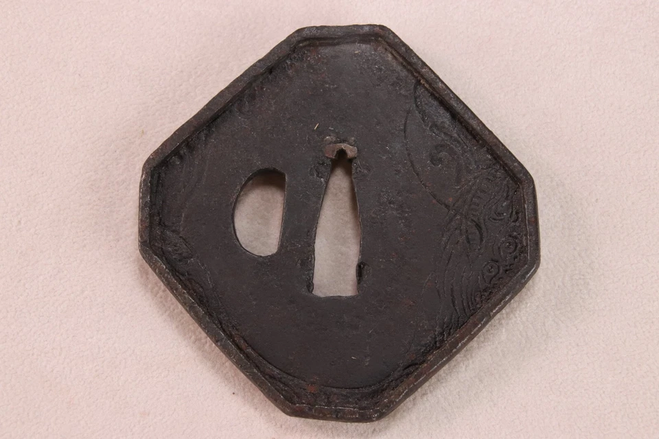 Antigua Espada Samurai Japonesa Katana Guardia de Hierro Tsuba Dragón Patrón Período Meiji Foto 4 de 4