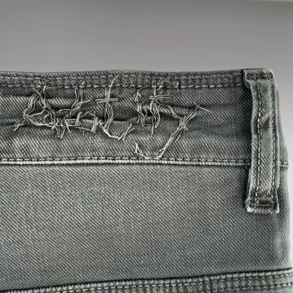 Pantalones de mezclilla rectos de cinco bolsillos de sarga gris talla 32 NOTIFY Foto 3 de 4