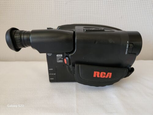 RCA AutoShot Palmcorder/Camcorder CC6151, VHS-C Camera - Picture 3 of 18
