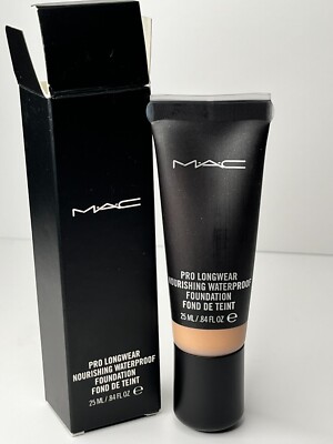 MAC Pro Longwear Nourishing Waterproof Foundation - 25ml/0.84oz BNIB, HTF!