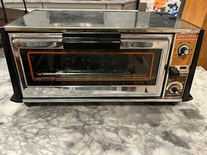 Vintage General Electric GE Toaster Oven, Countertop