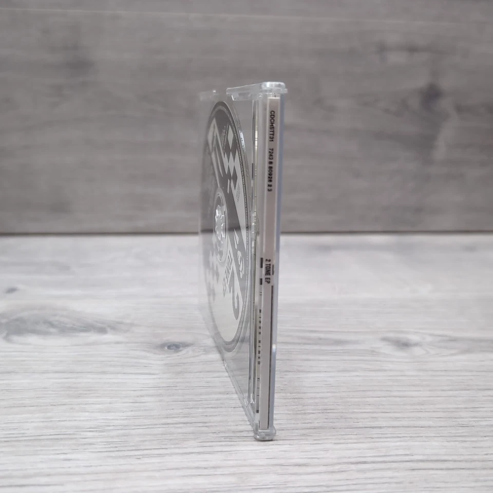 2 Tone EP 4 Track CD EP 1993 The Special A.K.A, Madness, The Beat, The Selecter Foto 4 de 4