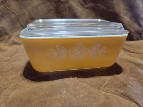Vintage Pyrex 1 1/2 Pt Golden Butterfly Refrigerator Dish 0502 with Lid 502-C