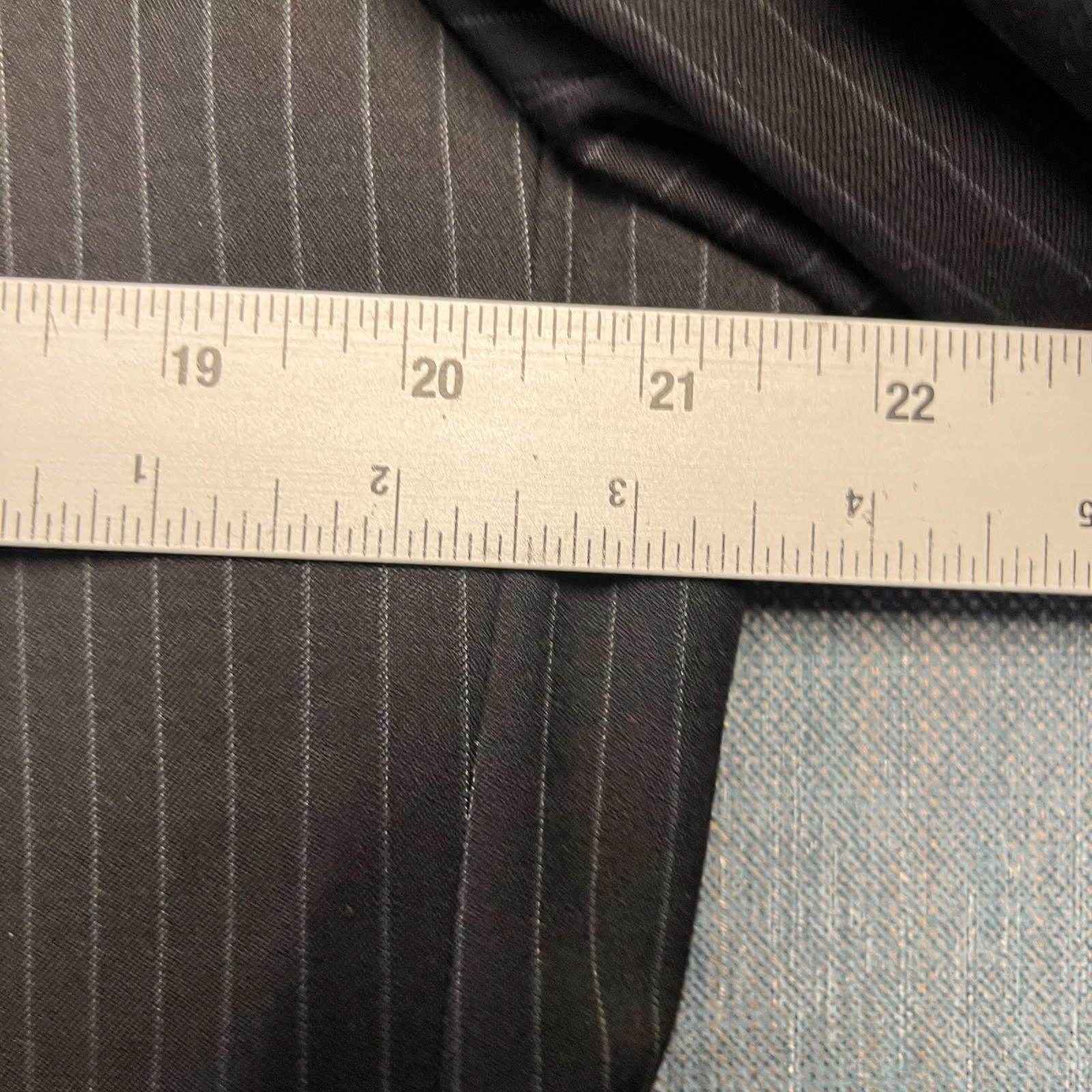 Lauren Ralph Lauren Men's Pinstripe Suit Size42R Black 2 Button Pleated 100%Wool thumbnail 6