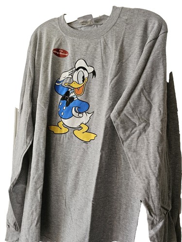 grey duck nike shirt