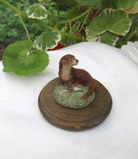 Vintage Otter with Fish beautifully detailed figurine 1984