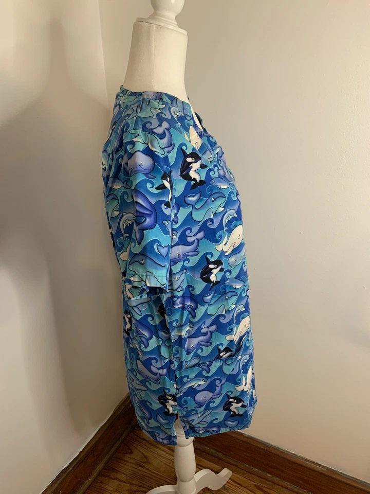 Blusa Médica Cherokee Uniforme XS Ballenas Cuello en V Azul Inspirado Comodidad Foto 2 de 4