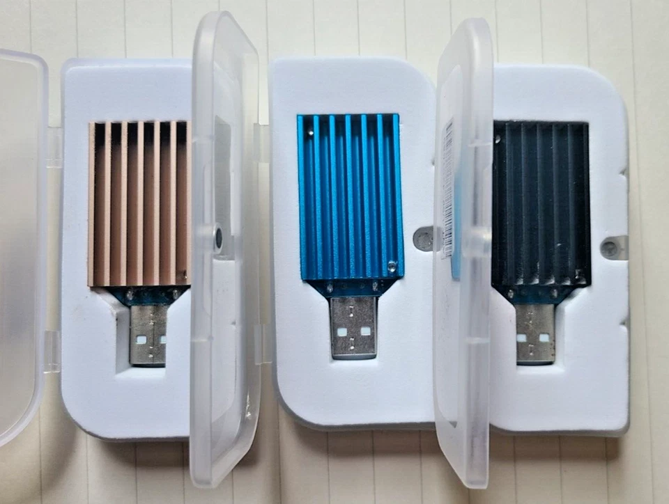 3x Bitmain Antminer U2 SHA-256 Bitcoin Miner USB Cryptocurrency Miner Stickminer - Image 2 of 2