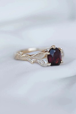 2.00Ct Oval Lab Created Garnet Solitaire Engagement Ring 14K Yellow Gold Plated