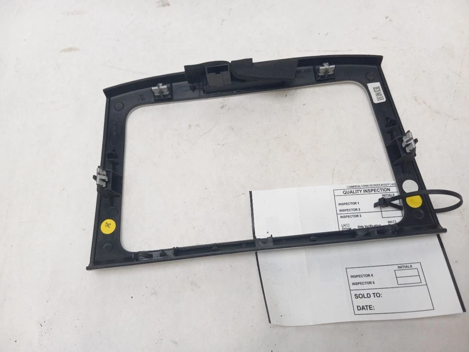 DASH BEZEL fits VOLKSWAGEN CC 2009 OEM - Image 4 of 4