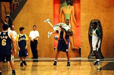 Jonathan Taylor Thomas at 1995 MTV's Rock n Jock Basketball in LA  Old Photo 1