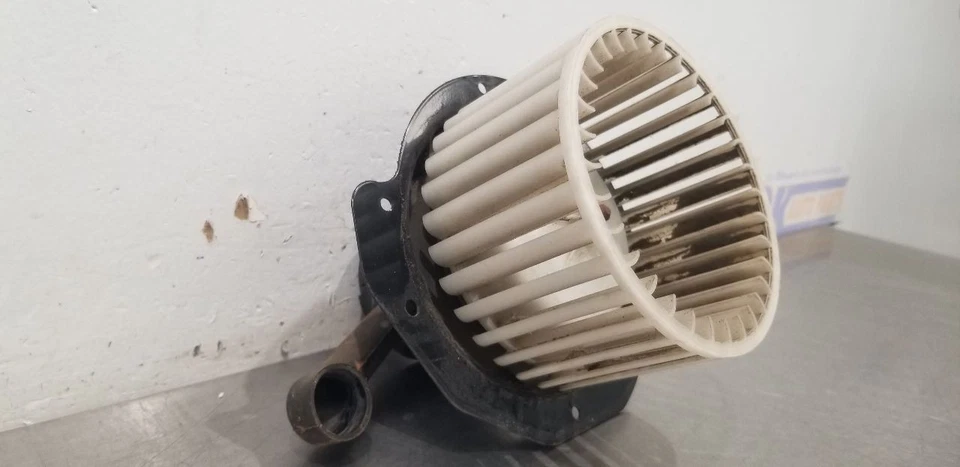 1995 FORD F250 SUPER DUTY AC BLOWER MOTOR - Image 4 of 4