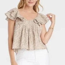 NWT Universal Thread Tan Ruffle Floral Blouse Size Medium