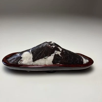 Suiseki Bonseki Bonsaï Jardin Japonais Zen Pierre Noire et Blanche Base Bois - Photo 1/4