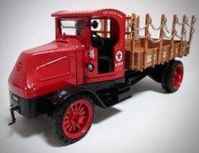 Ertl 20210 1:32 Die Cast 1918 Mack AC Bulldog Flatbed Truck