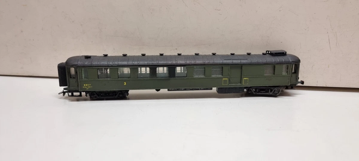 Voiture De Train HO France Trains N°244 - Mixte Voyageurs/fourgon Bagages SNCF