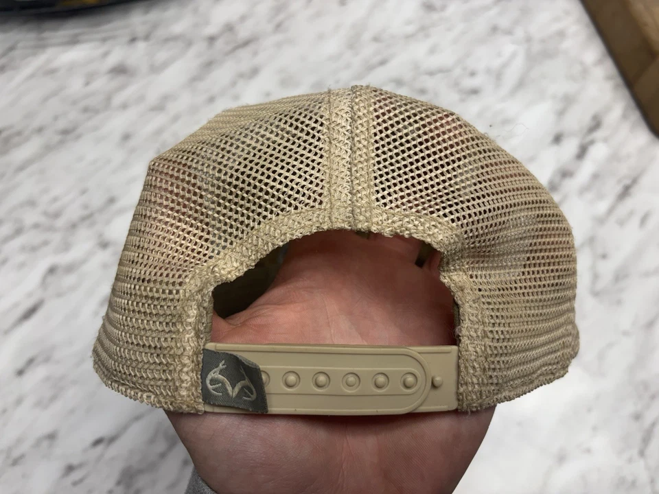 Gorra de béisbol vintage Realtree con espalda a presión camionero borde camuflaje malla hoja extremidad Foto 4 de 4