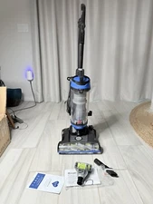 Bissell 3836 CleanView Swivel Vacuum with Triple Action - Lightly Used