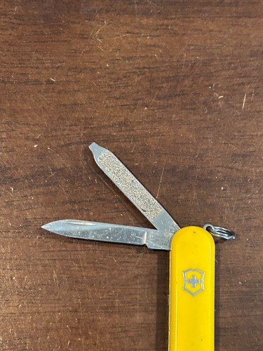 Victorinox 58mm Classic SD Multiple Colors Wholesale Discounts - Picture 44 of 107