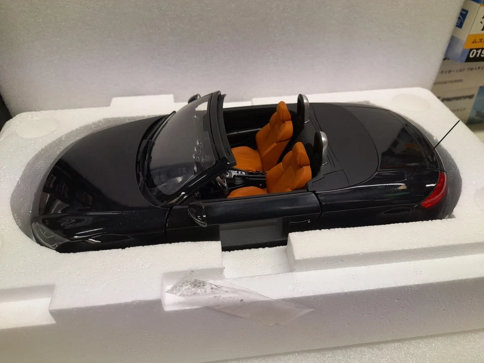 Minichamps 100 015030 Audi TT Roadster-2006 1/18 - Immagine 2 di 3