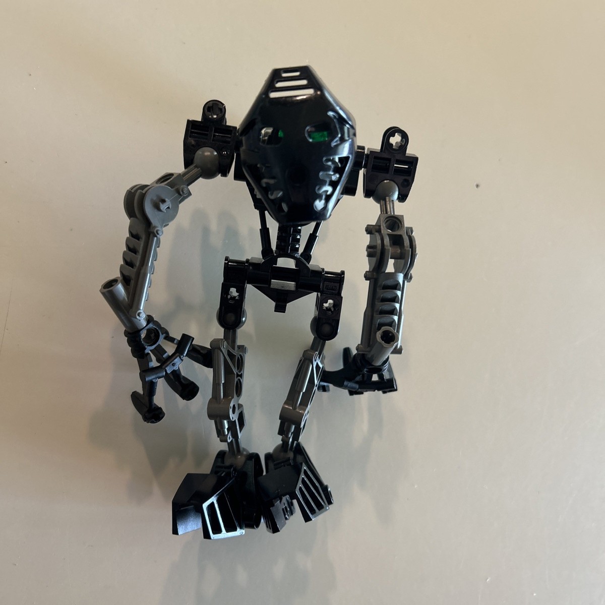 Lego Bionicle Set #8532 Toa Mata Onua Complete