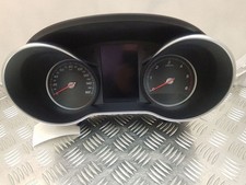 Mercedes-Benz GLC X253 C253 2018 Diesel Geschwindigkeitsmesser Cockpit UTO5544