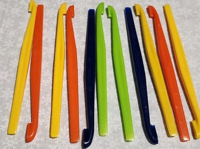 TWO Tupperware Citrus Orange Grapefruit peeler peelers  Gadget Set of 2 Lot
