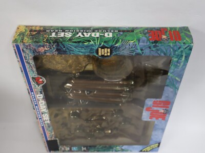 NEW D-Day Set Deluxe Mission Gear Set GI Joe NEW UNOPENED 1999