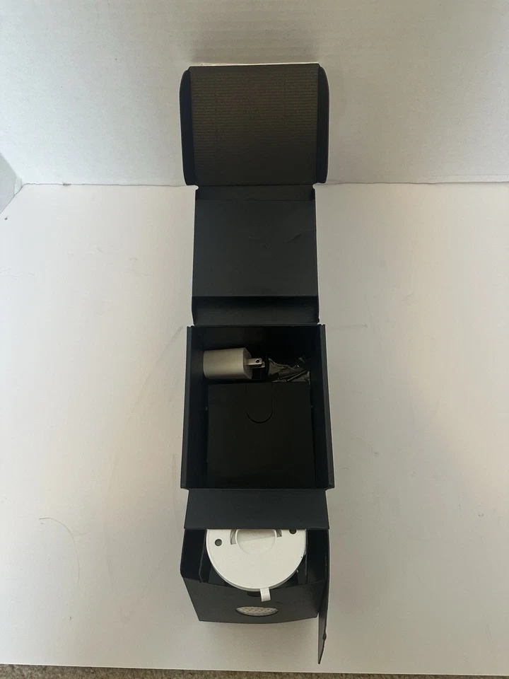 Amazon Cloud Cam 1080P Indoor Security Camera System Alexa PB04JL Set Of 2 - Image 3 of 3