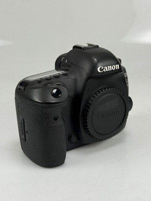 Canon EOS 5D Mark IV 30.4MP Digital SLR Camera Body