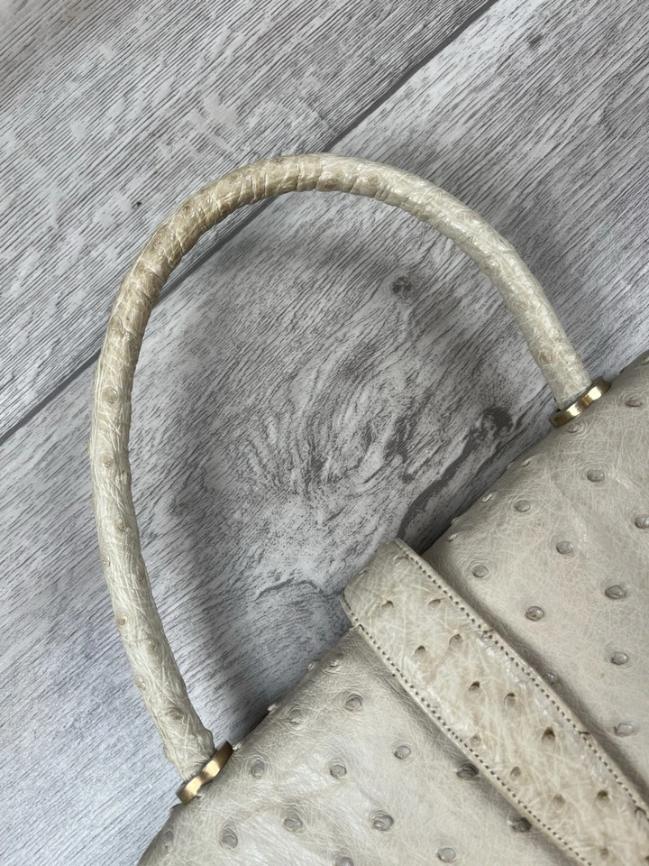 Vintage Lucille de Paris Leather Handbag Purse Rare Ostrich Leather Cream - Image 4 of 4