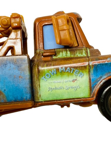 Mattel Disney Pixar’s Cars TowMater Tow Trucking Mater avec porte sarcelle moulé sous pression - Photo 9/13