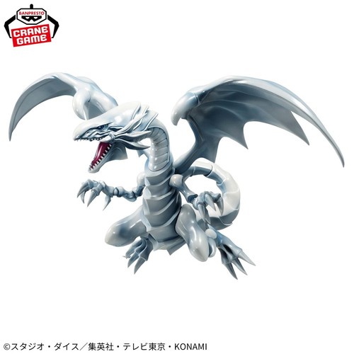 Yu-Gi-Oh! Duel Monsters Blue Eyes White Dragon Red Eyes Black Dragon Figure Set - Picture 6 of 6