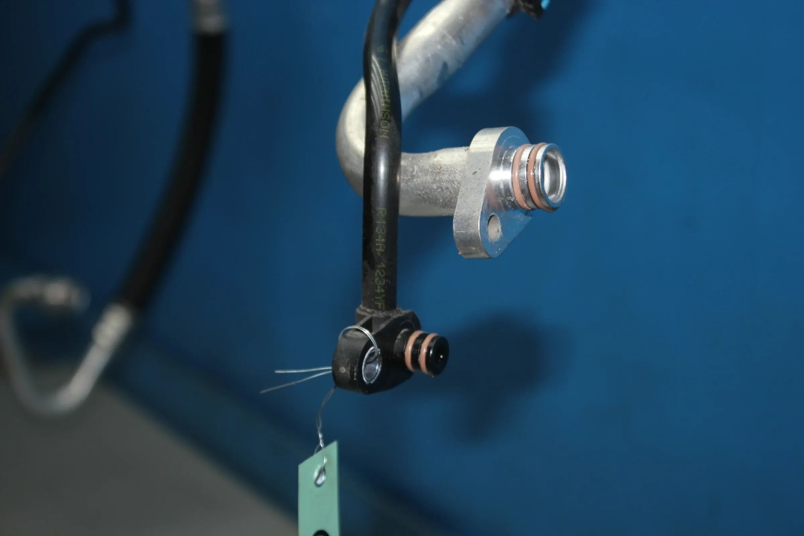 Air conditioning line Pipe pipe 9825231780 9530919700 Citroen C3  