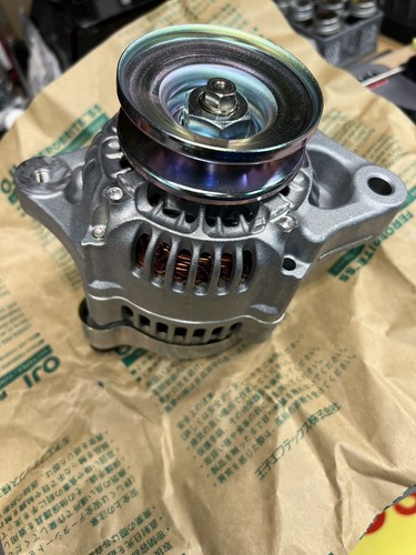 ALTERNATOR KUBOTA GENUINE DENSO 101211-1483, 5H730-42504 - Picture 6 of 10