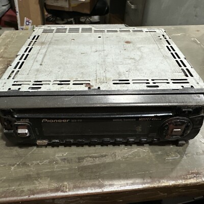 Pioneer DEH-P31 Car Stereo In-Dash Radio CD Player Super Tuner 3 MOSFET 40Wx4