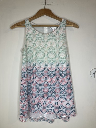 Heart of CAbi Mosaic Print Tank Top Sleeveless Blouse Size XS Boxy Style #250