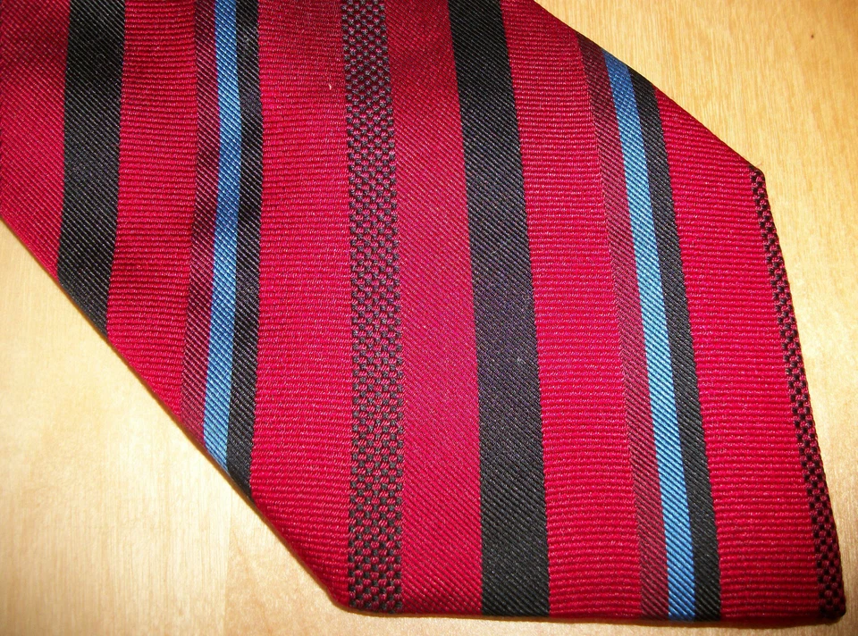 Alexander Julian Colours Red Stripes Men's Silk Neck Tie 59" L x 3.75" W (D600) - Image 2 of 4