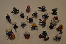 20 ORIGINAL SMURFS FROM 1969-1982  19 SCHLEICH PEYO  1 WIND UP  MUST SEE  