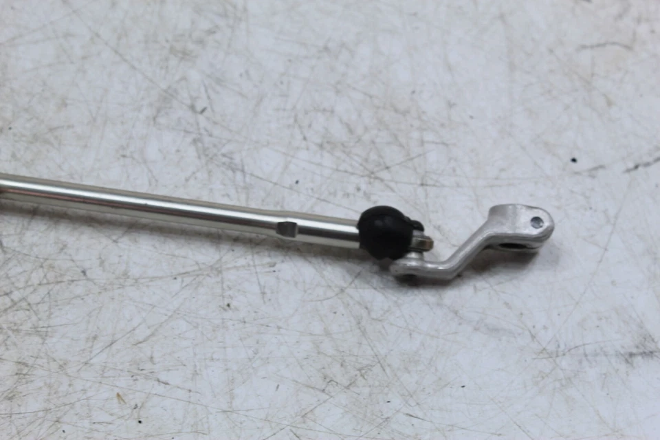 03-05 Soporte de palanca de cambios izquierdo Yamaha Yzf R6 5eb-18110-10-00 Foto 4 de 4