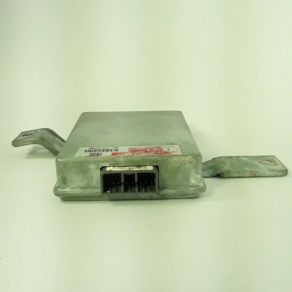 Módulo de control de crucero automático Acura Legend 91 92 93 94 95 OEM Foto 3 de 4