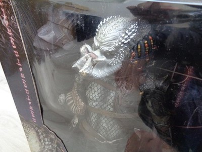 NECA Predator 2 Elder Predator 1/4 Scale Actionfigur Neu