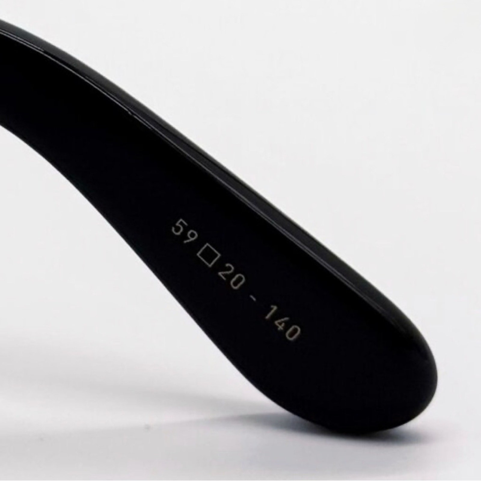  New! Valentino VLS 180A, Chic Black Oversized Sunglasses, Authentic thumbnail 9