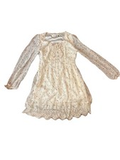Jumpo Prairie Cream Color Lace Floral Romantic Size S/M Sheer Sleeves Bow Detail